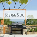 Lägenhet Casa Miranda - Family Comfort In A Quiet Area, Near The Sea, With Bbq And Free Parking