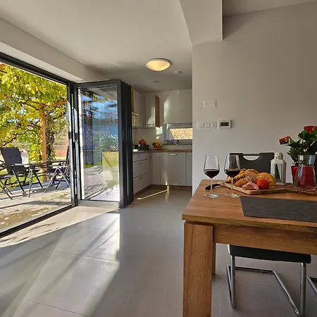 Casa Miranda - Family Comfort In A Quiet Area, Near The Sea, With Bbq And Free Parking