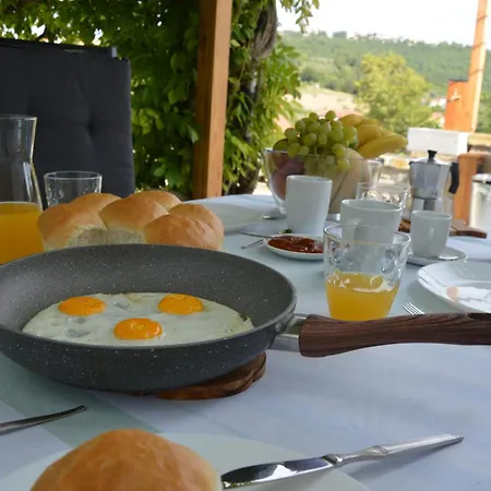 Apartment Casa Miranda - Family Comfort In A Quiet Area, Near The Sea, With Bbq And Free Parking