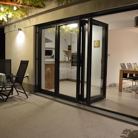 Apartment Casa Miranda - Family Comfort In A Quiet Area, Near The Sea, With Bbq And Free Parking *