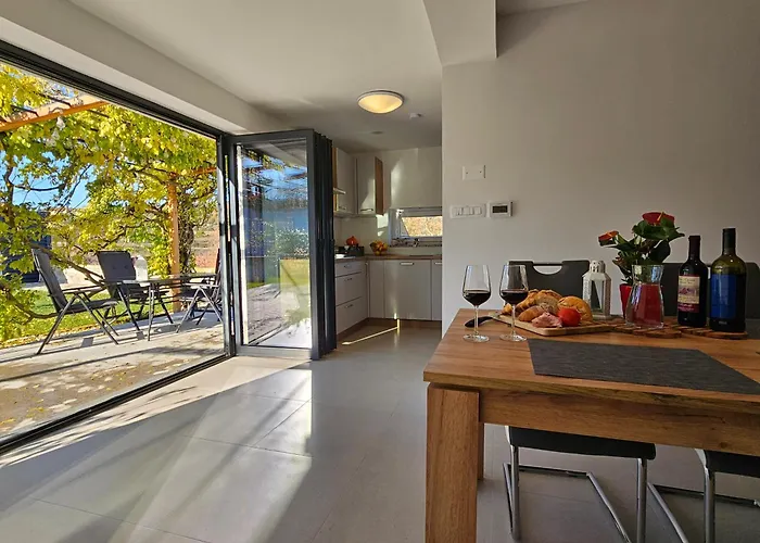 Casa Miranda - Family Comfort In A Quiet Area, Near The Sea, With Bbq And Free Parking