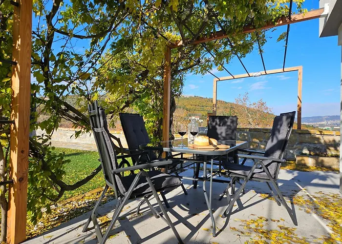 Appartamento Casa Miranda - Family Comfort In A Quiet Area, Near The Sea, With Bbq And Free Parking Zgornje Skofije