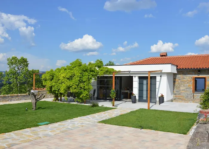 Casa Miranda - Family Comfort In A Quiet Area, Near The Sea, With Bbq And Free Parking Lägenhet *