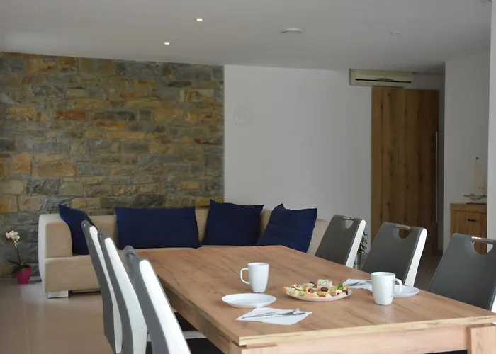 Lägenhet Casa Miranda - Family Comfort In A Quiet Area, Near The Sea, With Bbq And Free Parking Zgornje Skofije